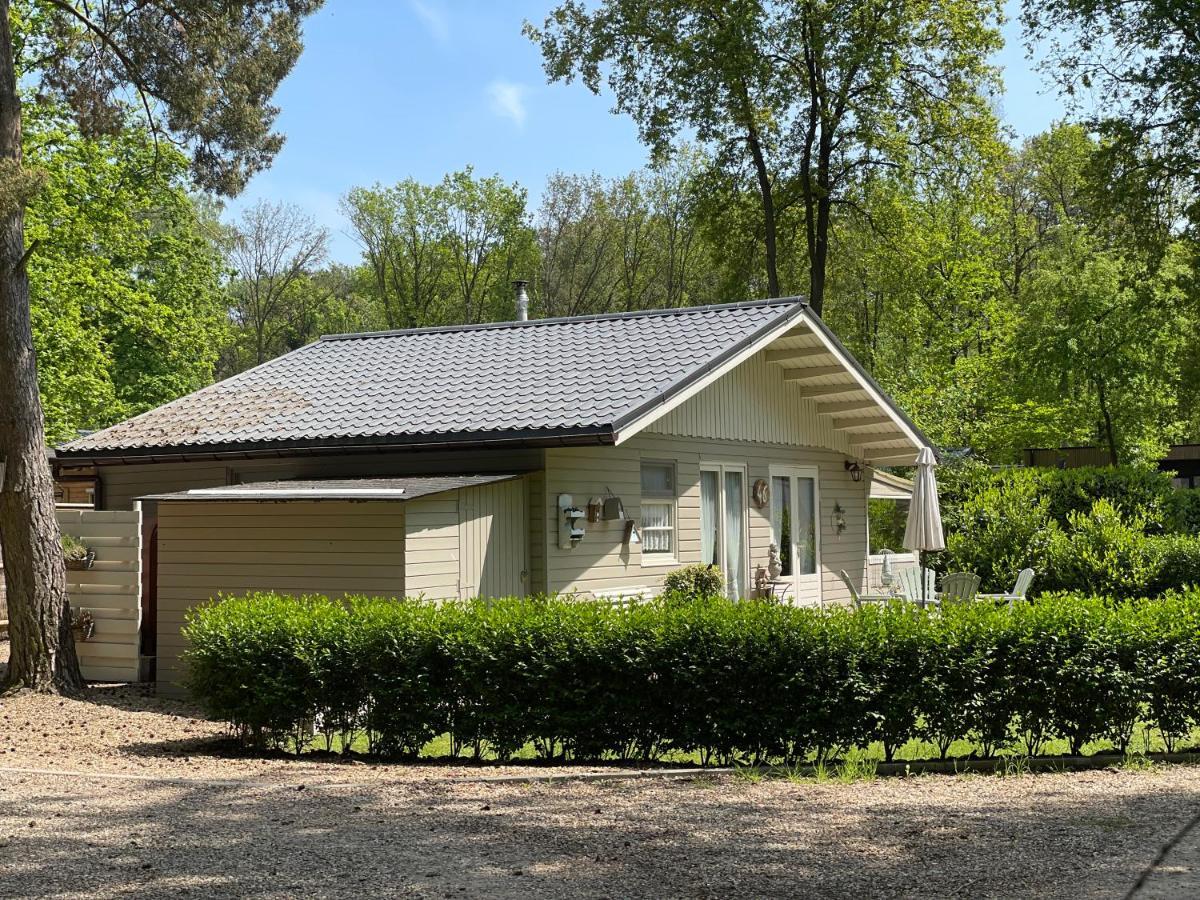 Chalet Sint-Hubertus Zutendaal Εξωτερικό φωτογραφία