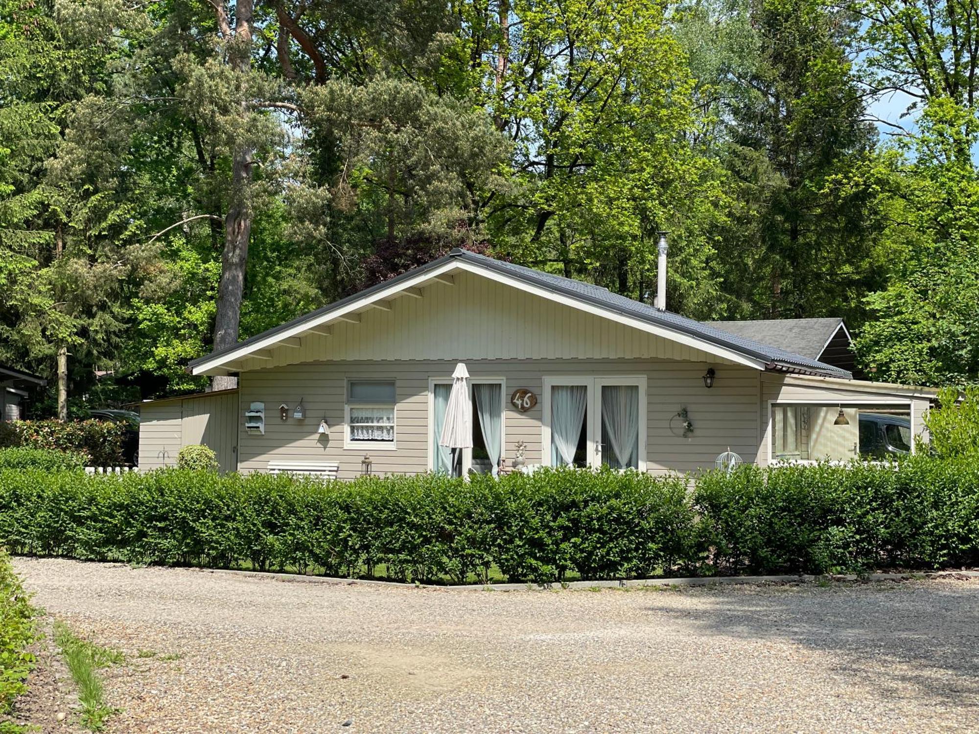Chalet Sint-Hubertus Zutendaal Εξωτερικό φωτογραφία