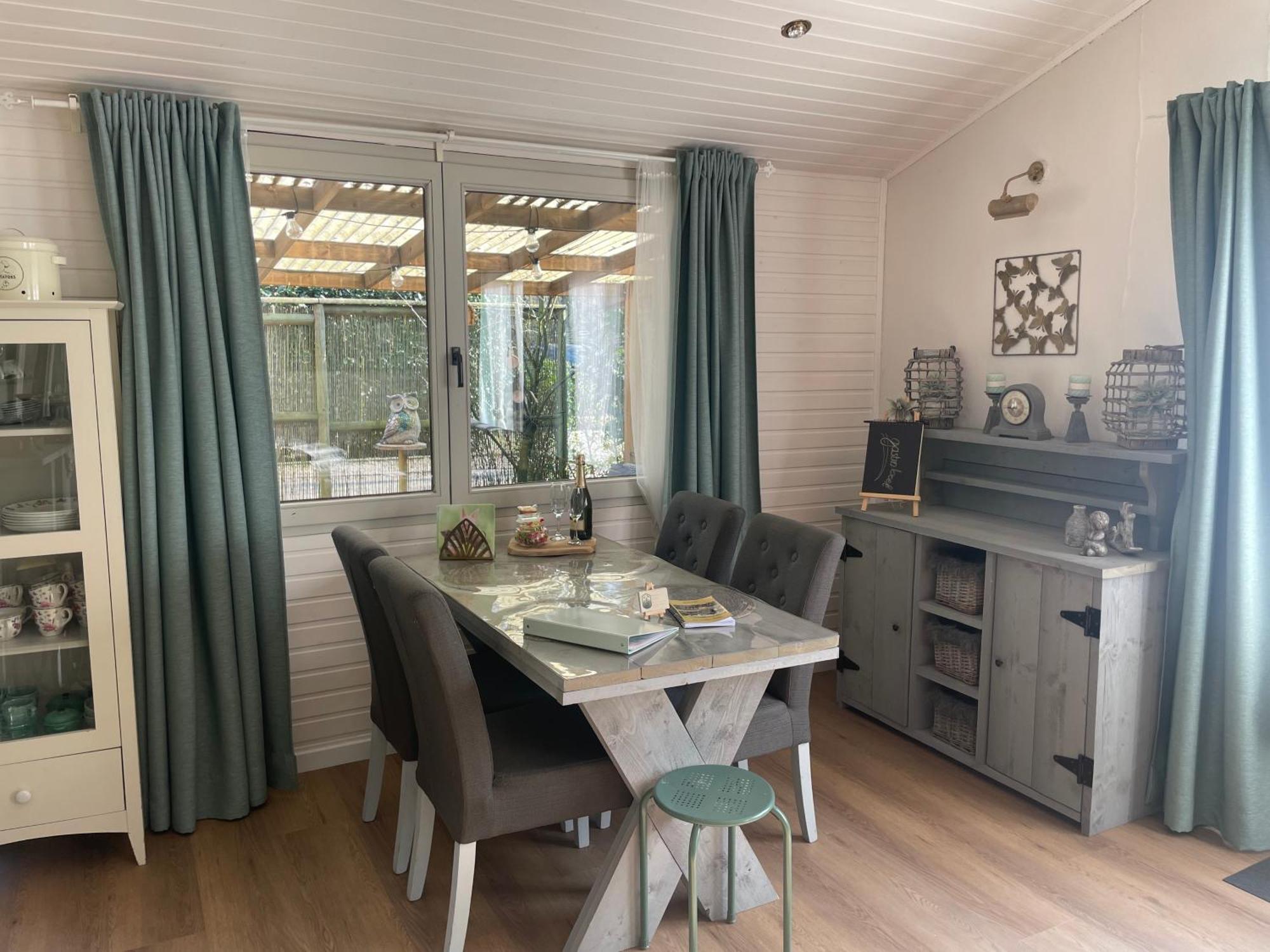 Chalet Sint-Hubertus Zutendaal Εξωτερικό φωτογραφία